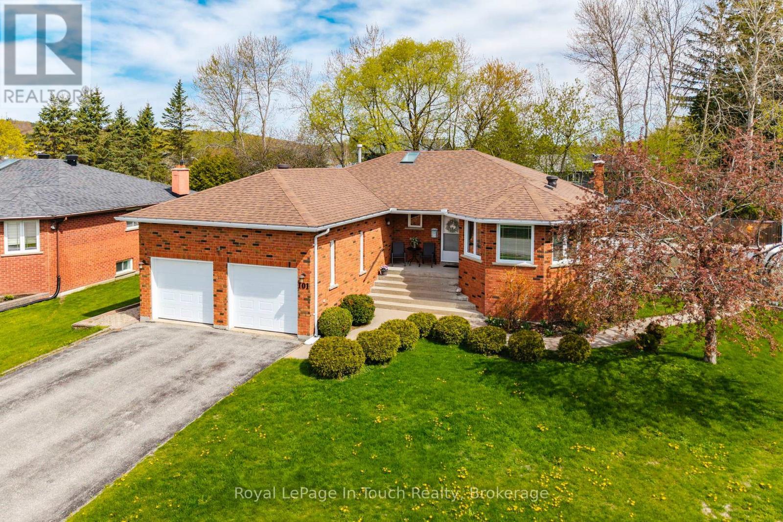 












101 PEEL STREET

,
Penetanguishene,




Ontario
L9M1C3

