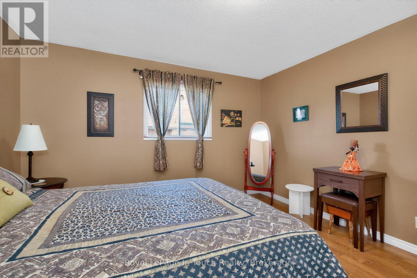 












101 PEEL STREET

,
Penetanguishene,




Ontario
L9M1C3

