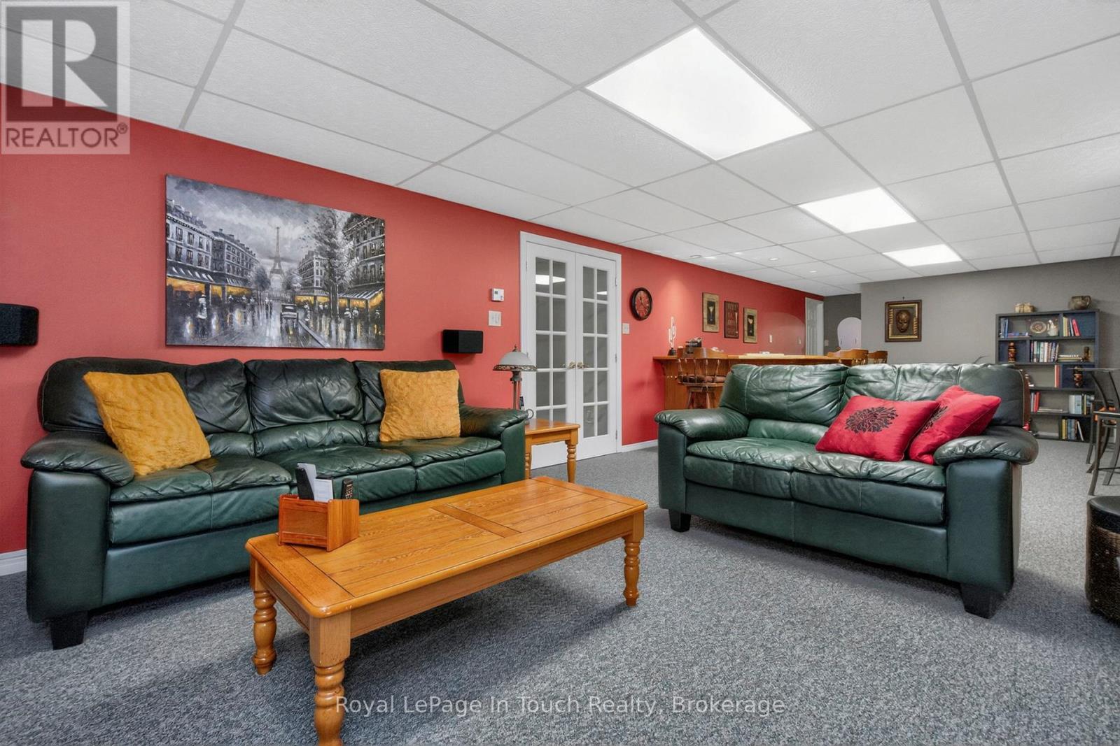 












101 PEEL STREET

,
Penetanguishene,




Ontario
L9M1C3

