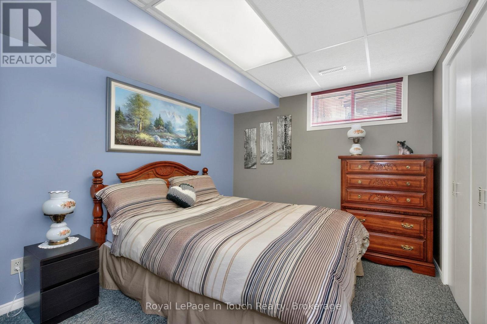 












101 PEEL STREET

,
Penetanguishene,




Ontario
L9M1C3

