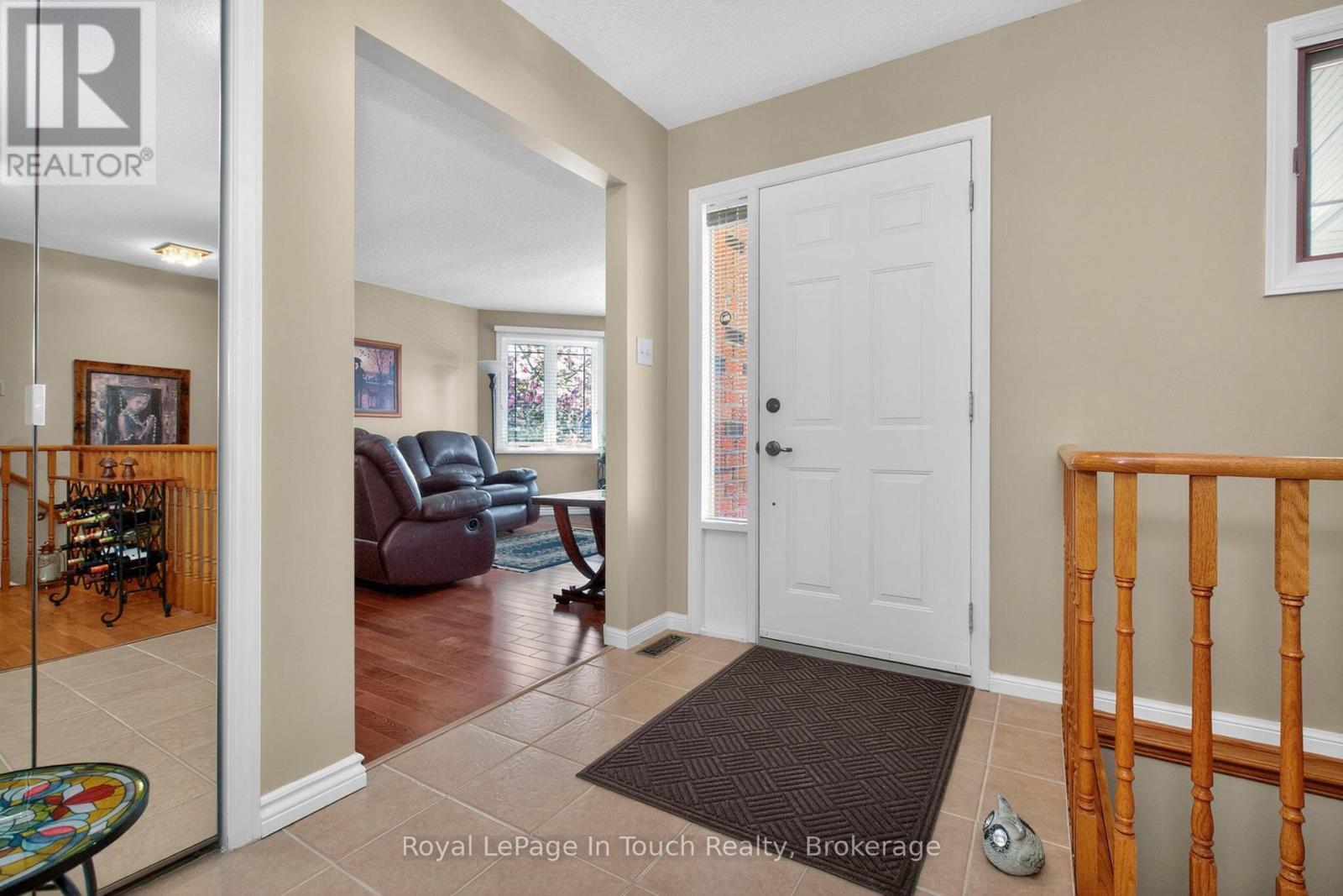 












101 PEEL STREET

,
Penetanguishene,




Ontario
L9M1C3

