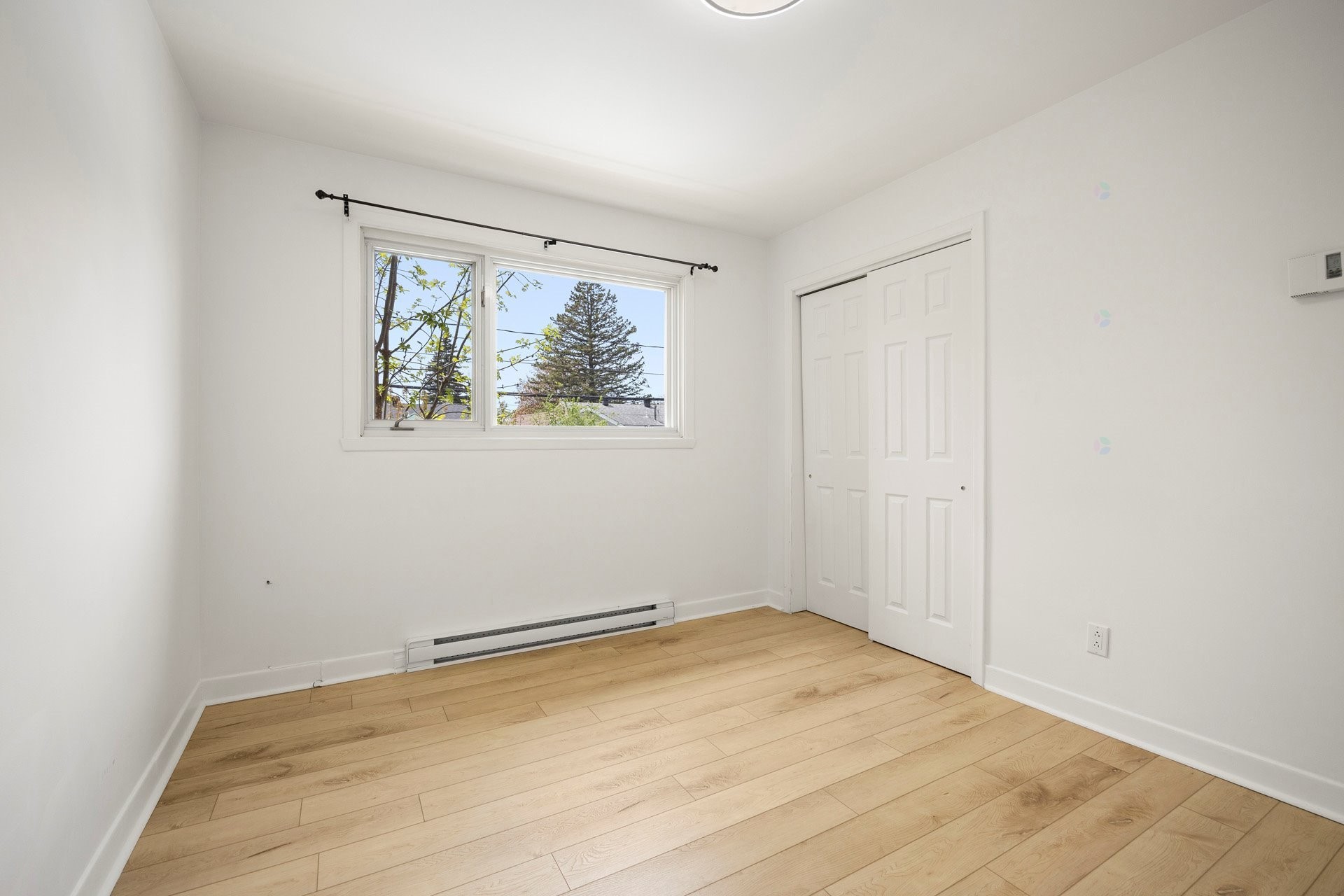 









552


Rue Hugo

,
Laval (Fabreville),




QC
H7P3L9

