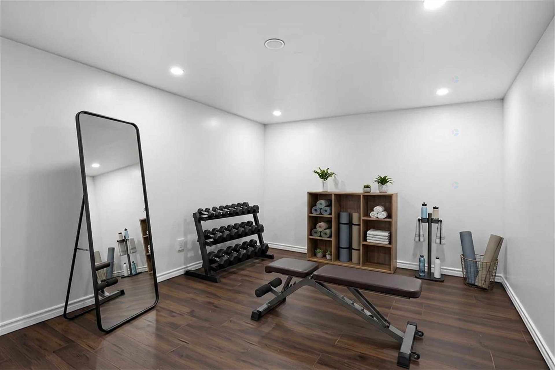









552


Rue Hugo

,
Laval (Fabreville),




QC
H7P3L9

