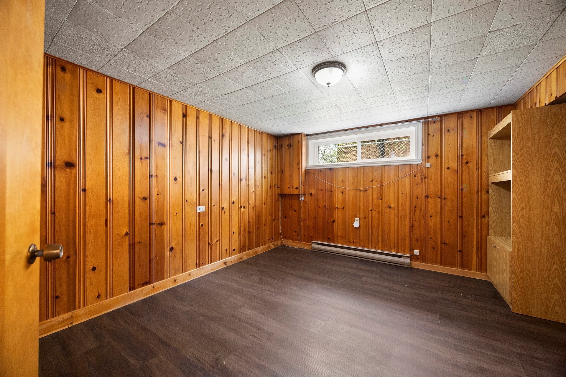 









552


Rue Hugo

,
Laval (Fabreville),




QC
H7P3L9

