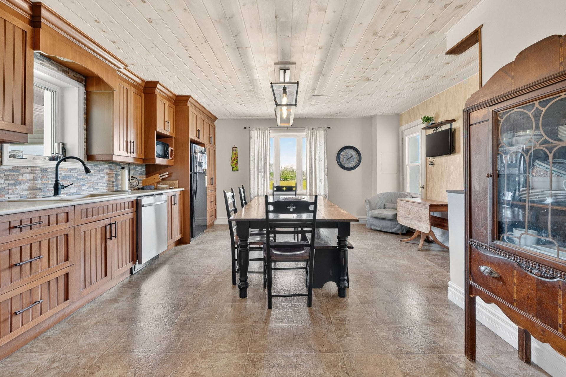 









1078


Ch. Cadieux

,
L'Ange-Gardien,







QC
J8L0P7

