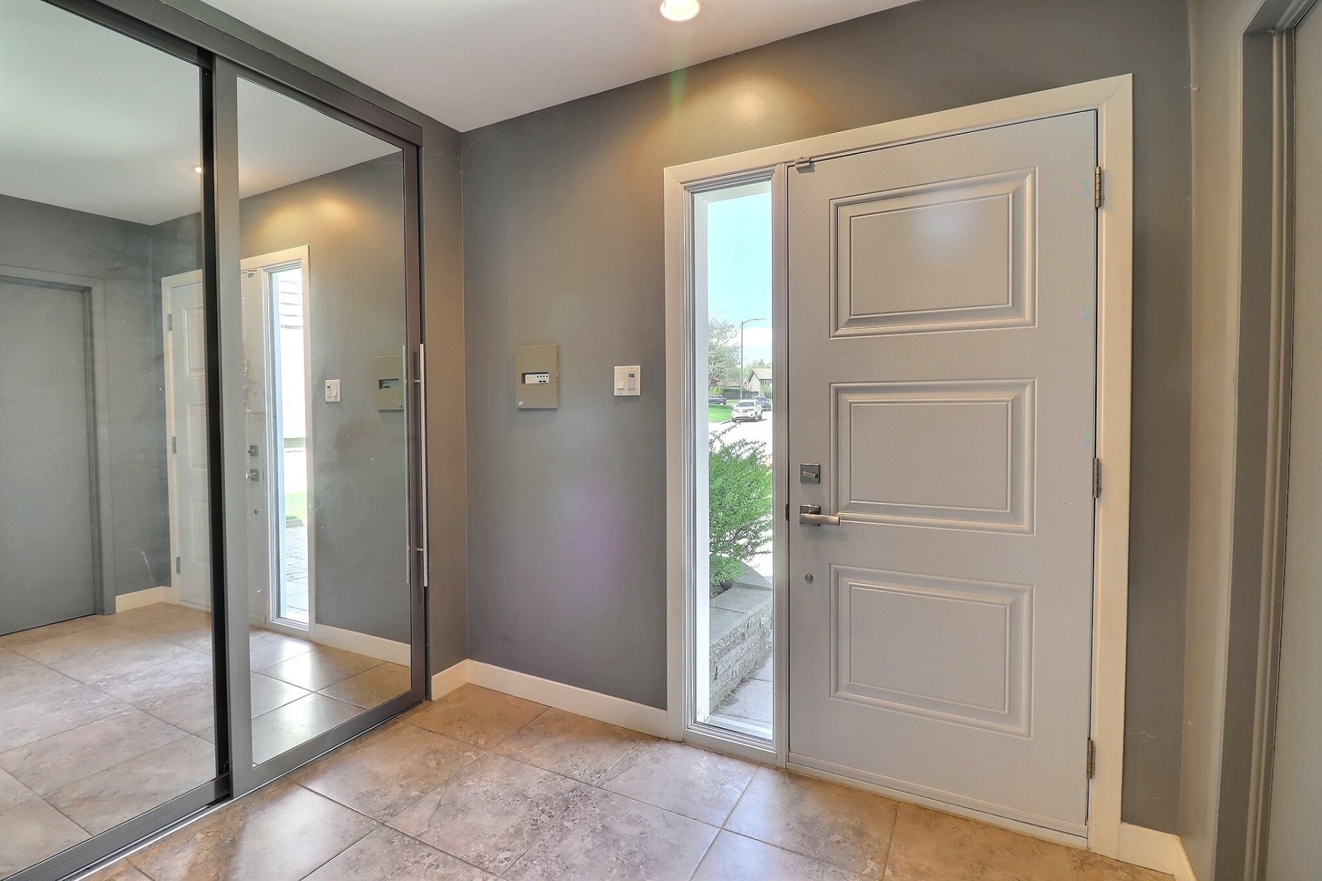 









1408


Rue de la Rocaille

,
L'Ancienne-Lorette,




QC
G2E5A4

