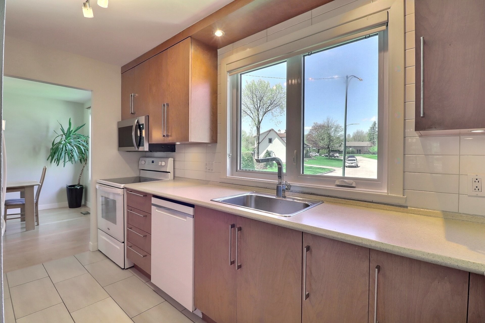 









1408


Rue de la Rocaille

,
L'Ancienne-Lorette,




QC
G2E5A4

