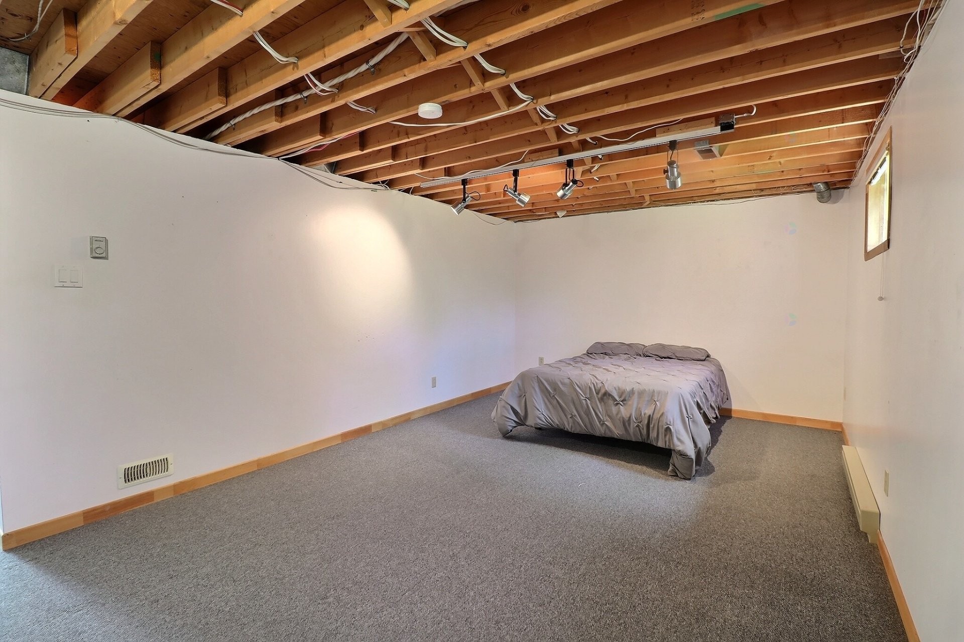 









1408


Rue de la Rocaille

,
L'Ancienne-Lorette,




QC
G2E5A4

