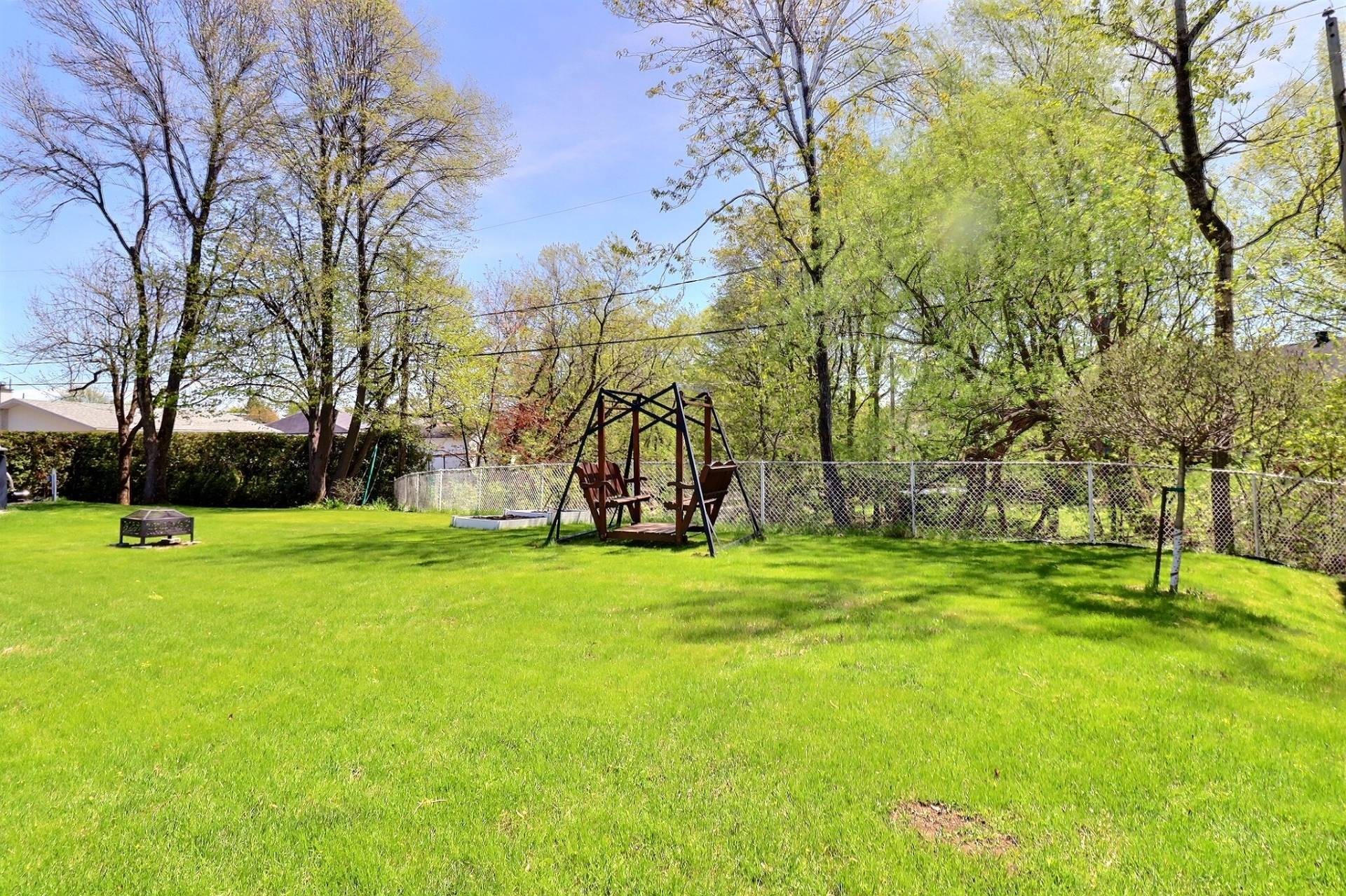 









1408


Rue de la Rocaille

,
L'Ancienne-Lorette,




QC
G2E5A4

