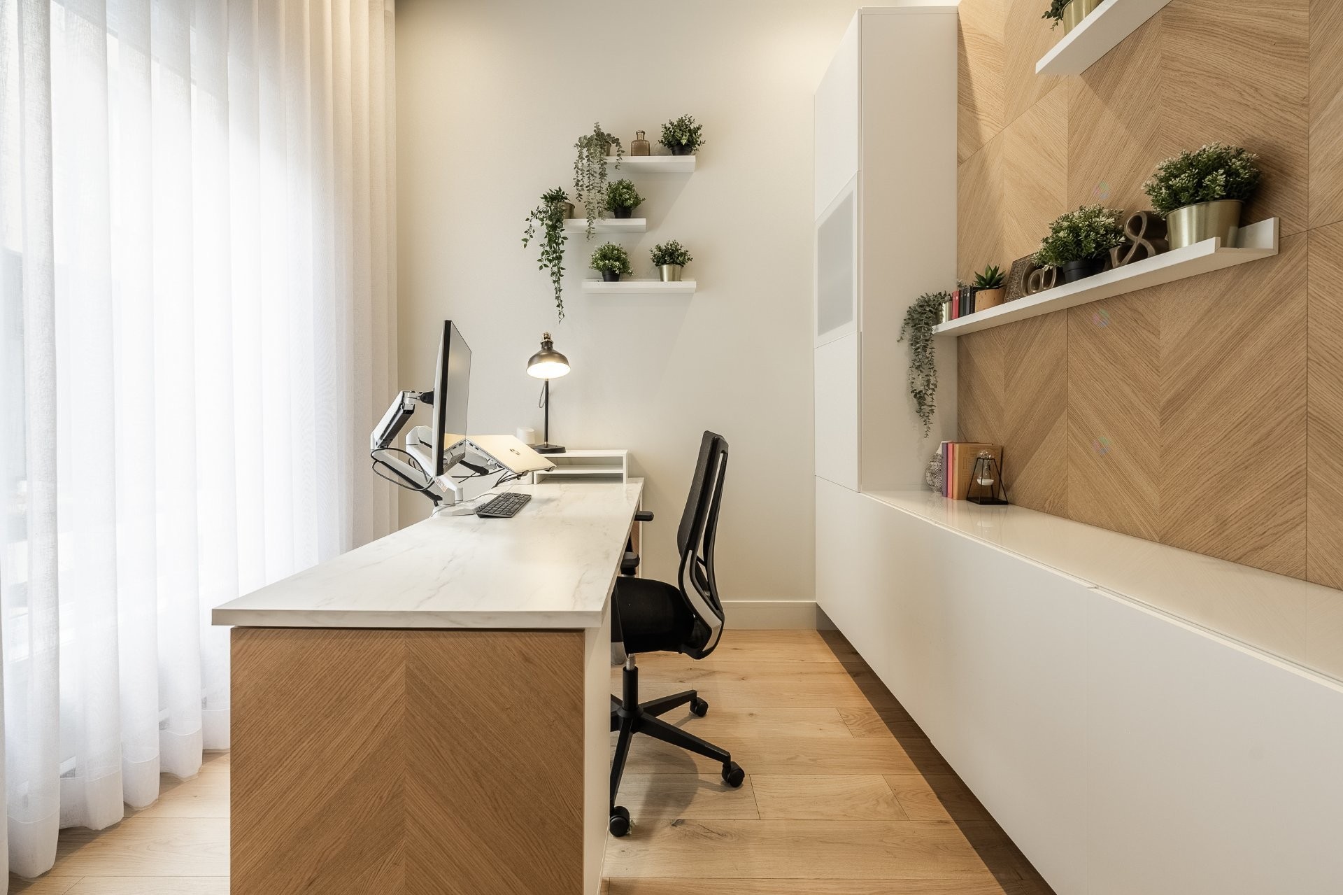 









302


Rg des Vingt

, 3,
Saint-Basile-le-Grand,




QC
J3N0E8

