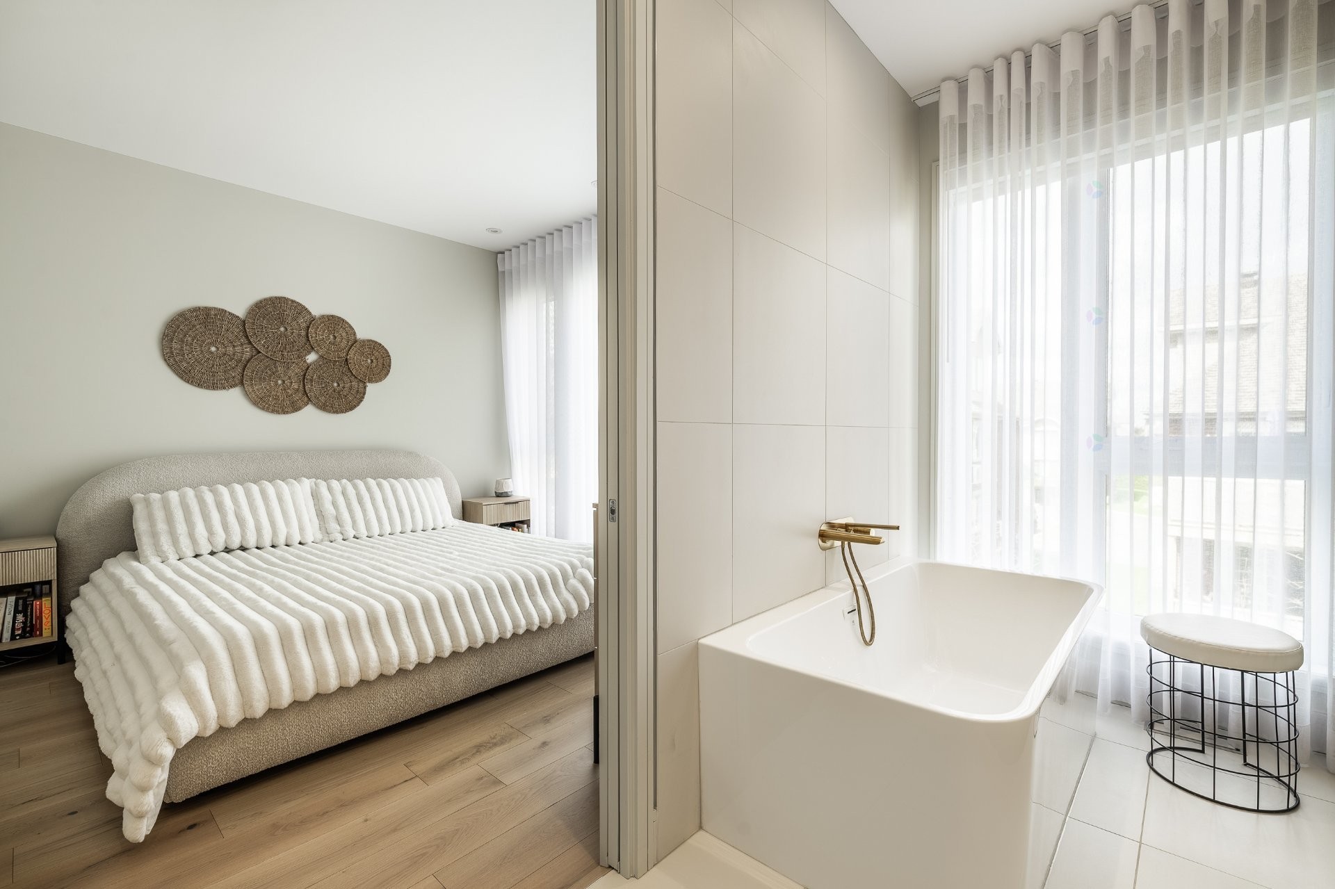 









302


Rg des Vingt

, 3,
Saint-Basile-le-Grand,




QC
J3N0E8

