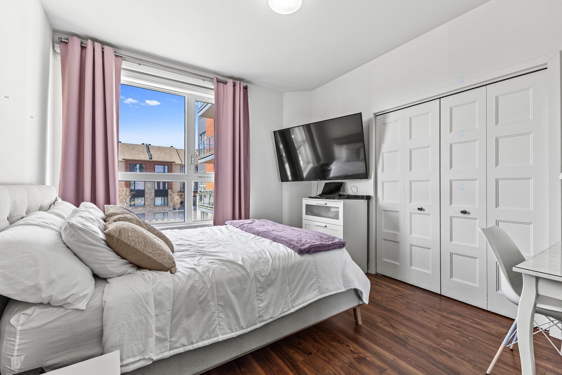 









7255


Rue de Lunan

, 223,
Brossard,




QC
J4Y0N4

