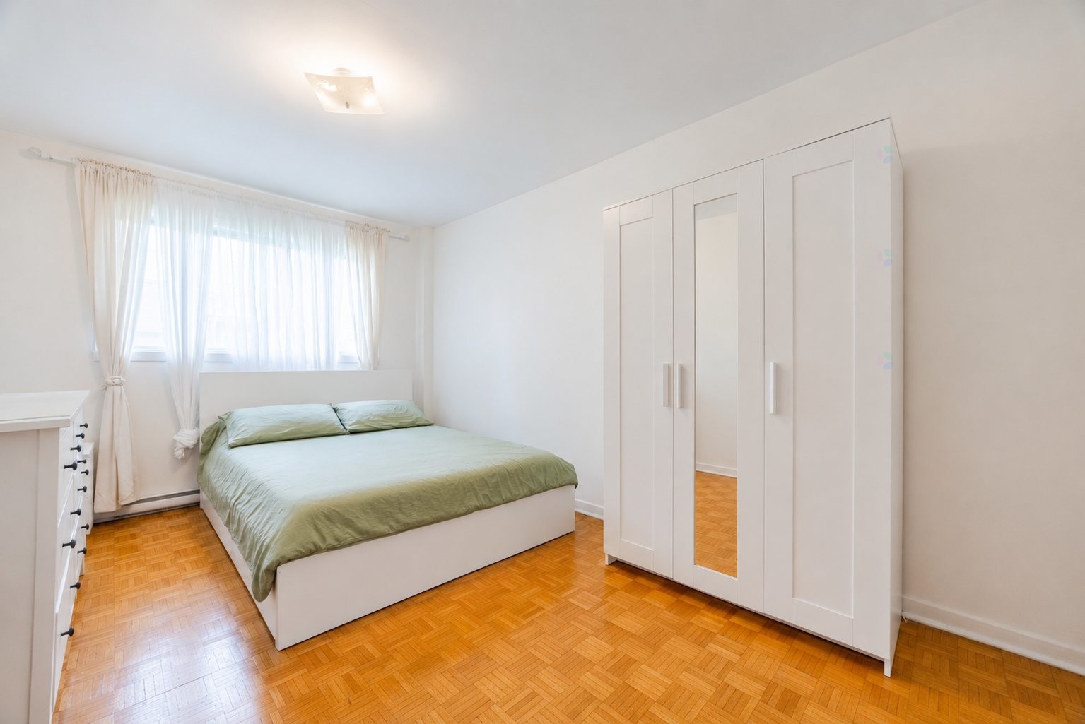 









1055

 - 1059


Rue Montpellier

,
Montréal (Saint-Laurent),




QC
H4L4R3

