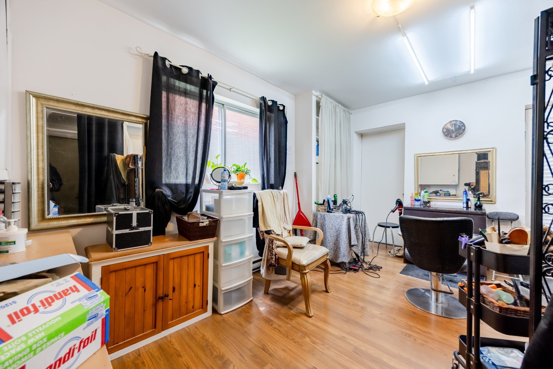 









1055

 - 1059


Rue Montpellier

,
Montréal (Saint-Laurent),




QC
H4L4R3


