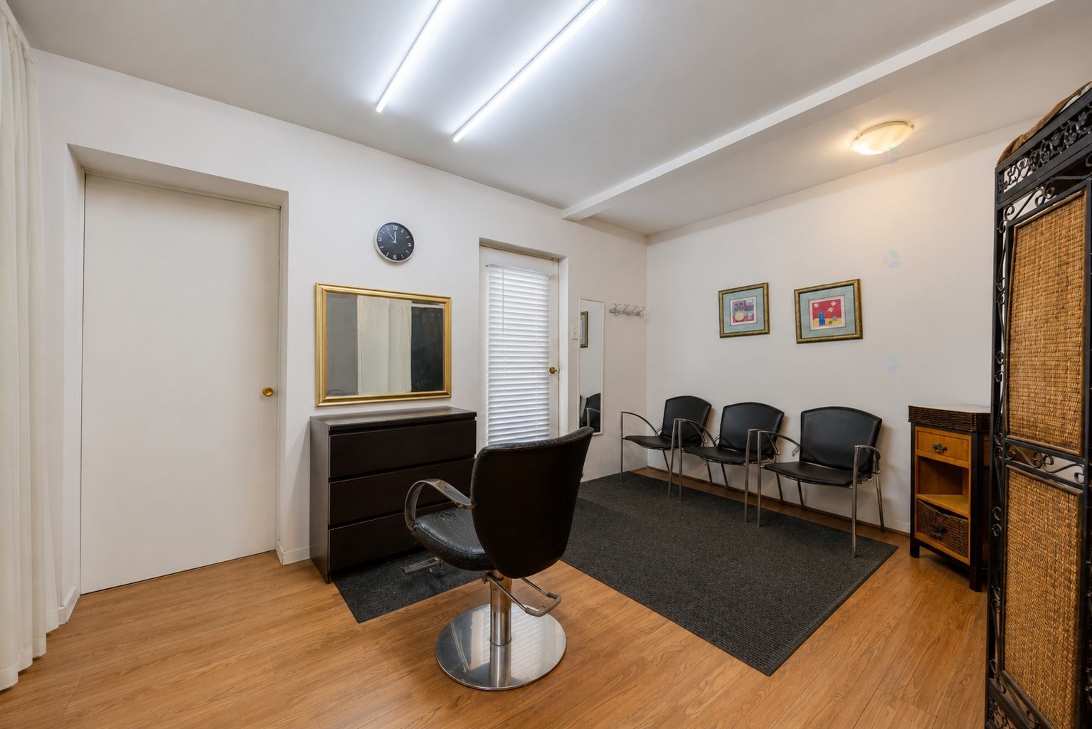 









1055

 - 1059


Rue Montpellier

,
Montréal (Saint-Laurent),




QC
H4L4R3

