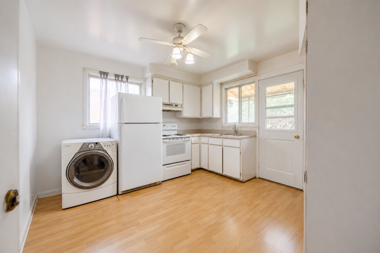 









1055

 - 1059


Rue Montpellier

,
Montréal (Saint-Laurent),




QC
H4L4R3

