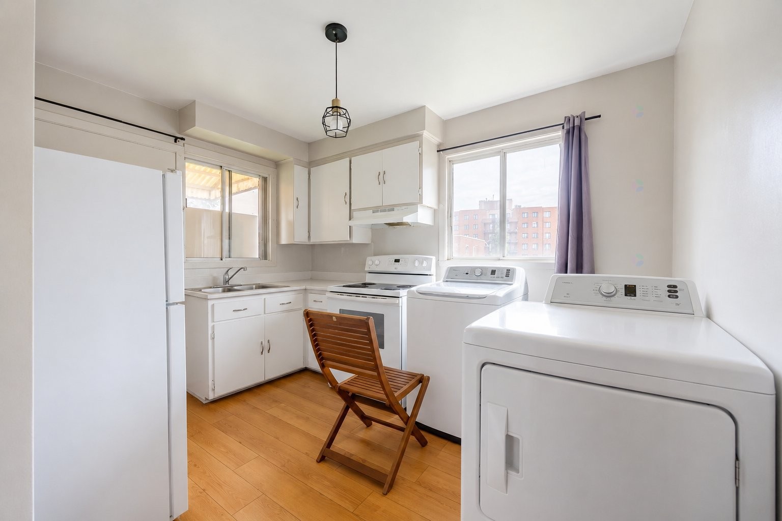 









1055

 - 1059


Rue Montpellier

,
Montréal (Saint-Laurent),




QC
H4L4R3

