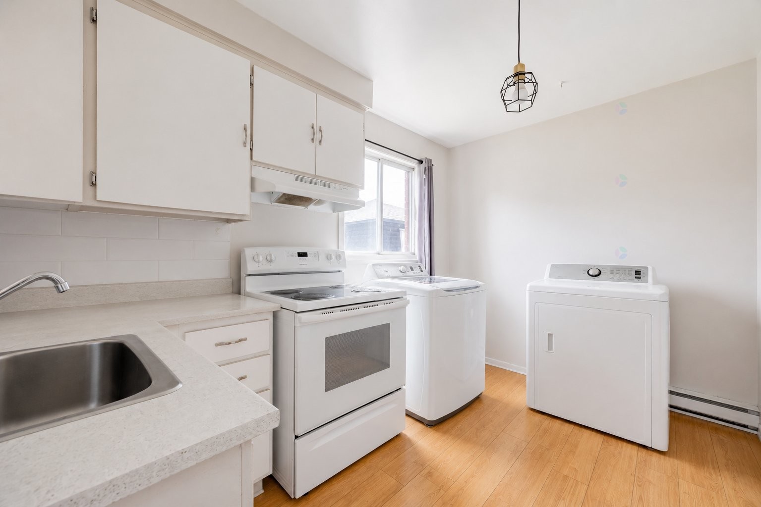 









1055

 - 1059


Rue Montpellier

,
Montréal (Saint-Laurent),




QC
H4L4R3

