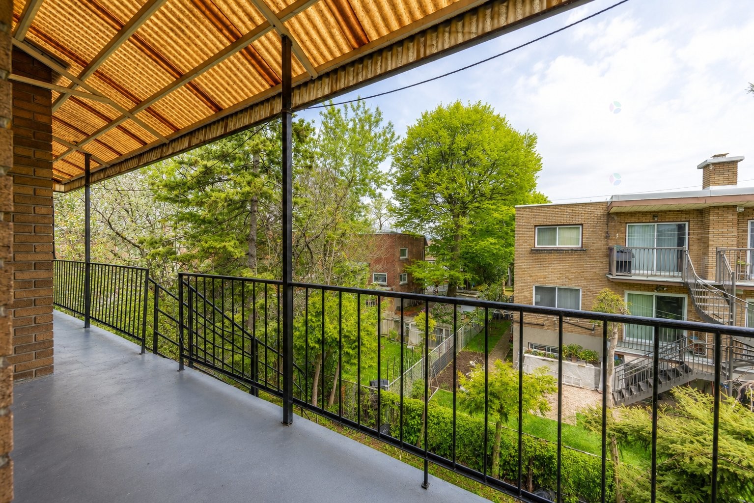 









1055

 - 1059


Rue Montpellier

,
Montréal (Saint-Laurent),




QC
H4L4R3

