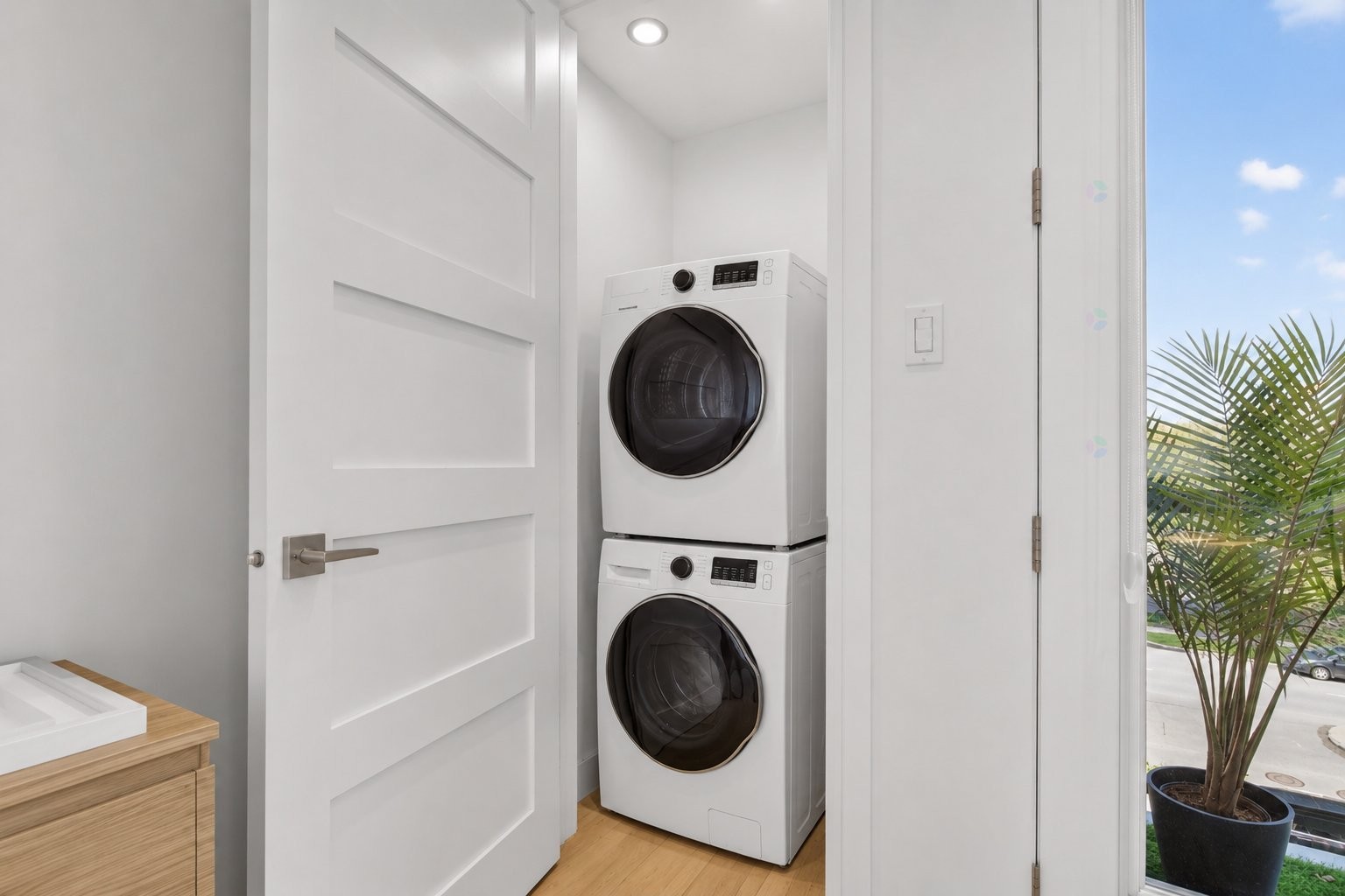 









309


Ch. du Golf

,
Montréal (Verdun/Île-des-Soeurs),




QC
H3E1B3

