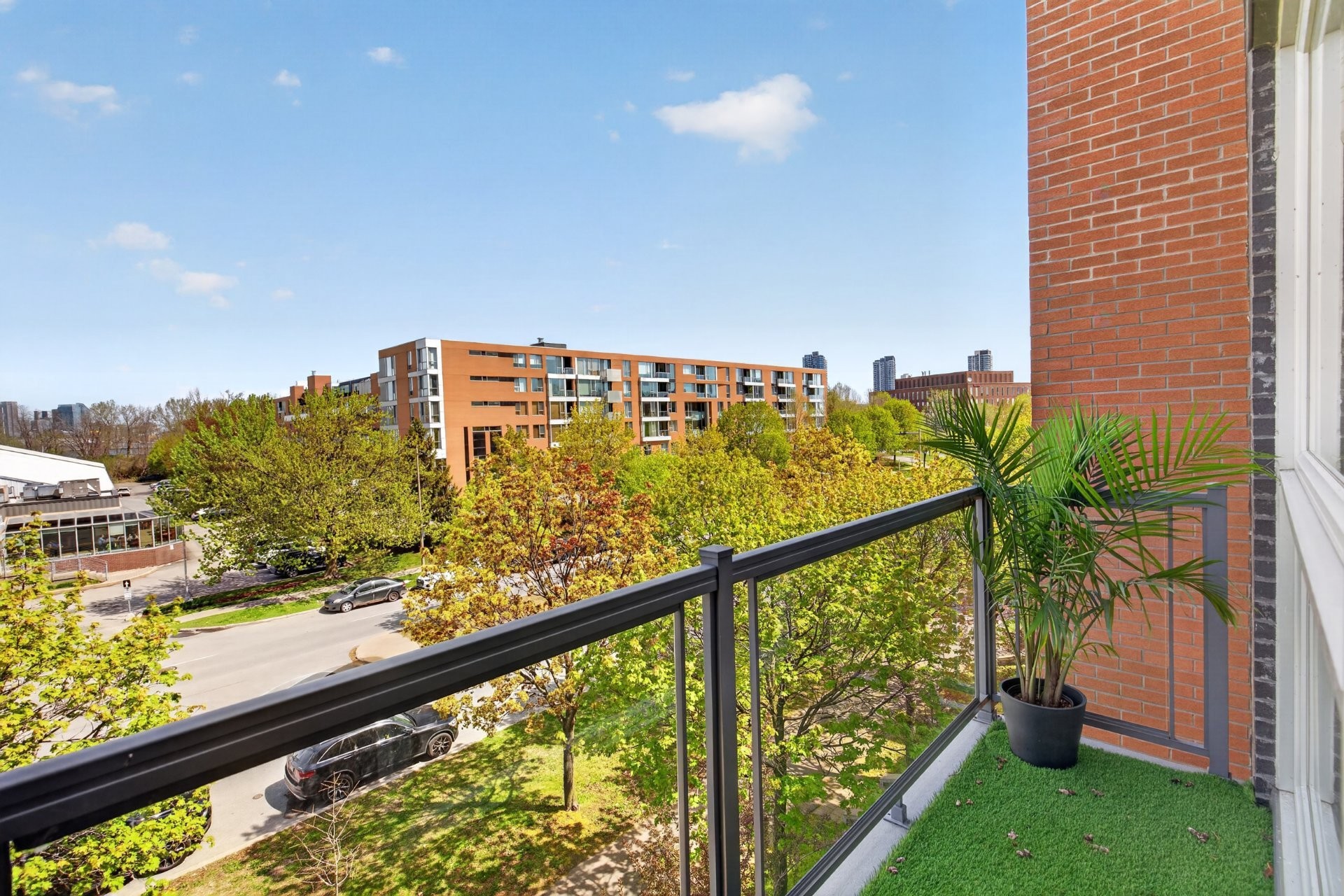 









309


Ch. du Golf

,
Montréal (Verdun/Île-des-Soeurs),




QC
H3E1B3

