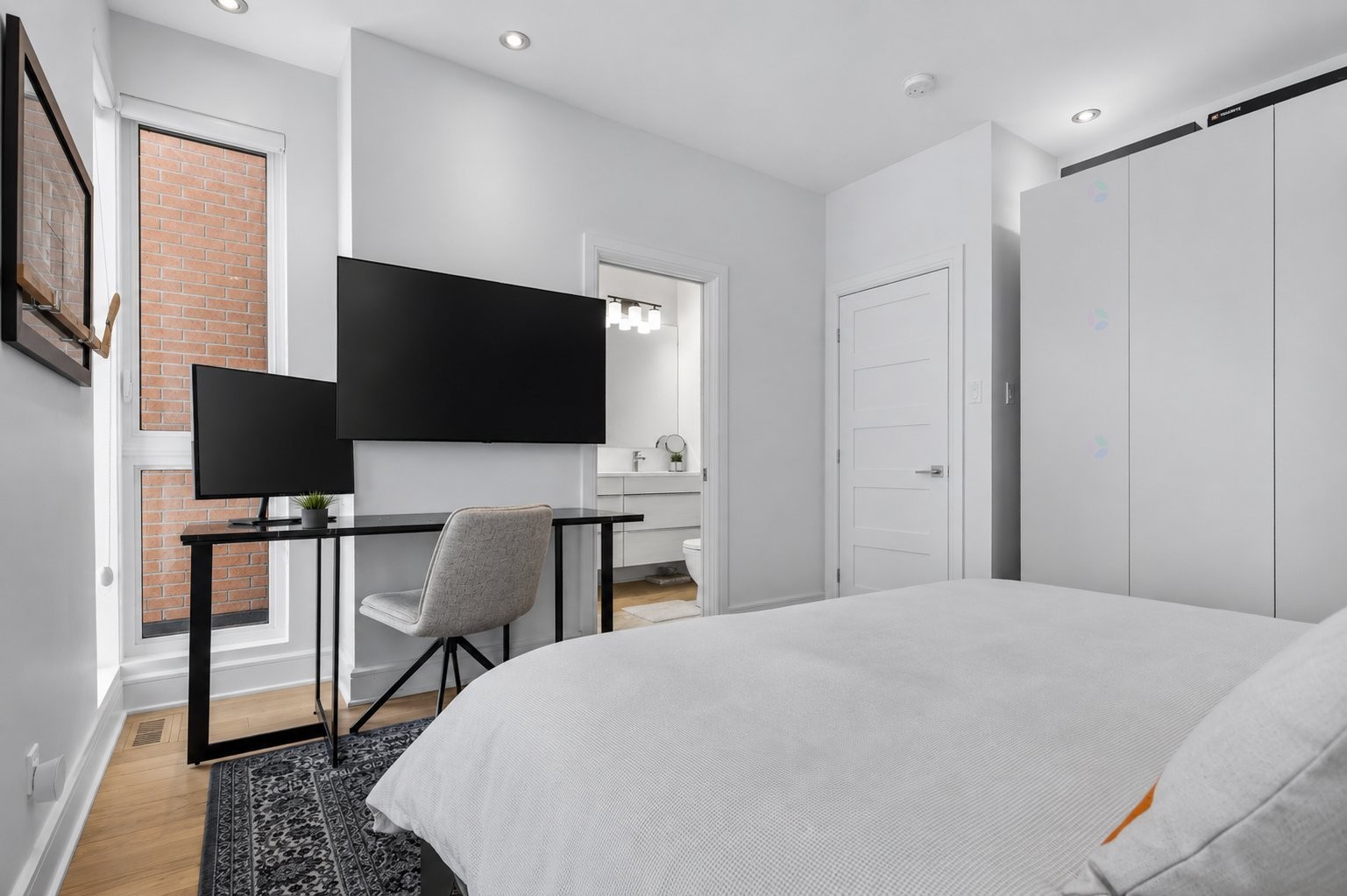 









309


Ch. du Golf

,
Montréal (Verdun/Île-des-Soeurs),




QC
H3E1B3

