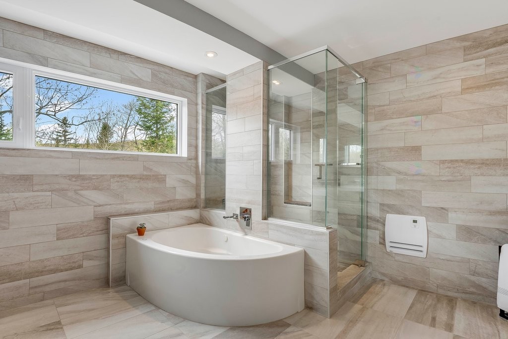 









25


Ch. Thibault

,
Val-des-Monts,




QC
J8N4H6

