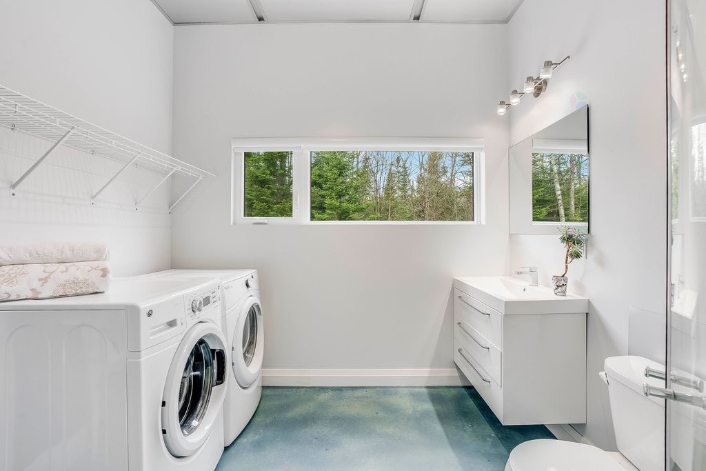 









25


Ch. Thibault

,
Val-des-Monts,




QC
J8N4H6

