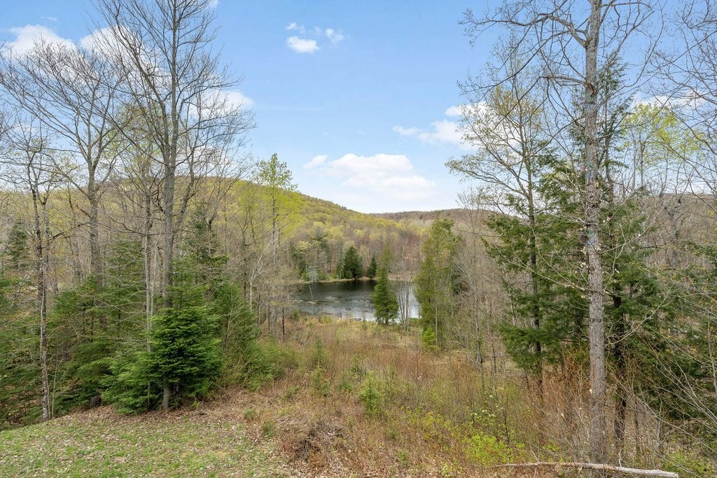 









25


Ch. Thibault

,
Val-des-Monts,




QC
J8N4H6

