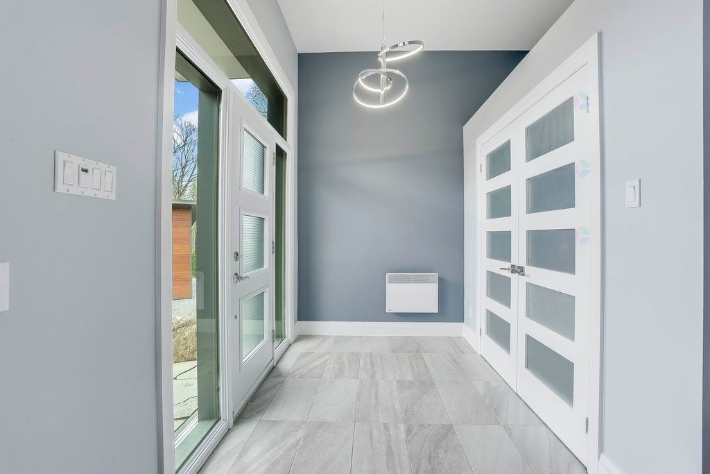 









25


Ch. Thibault

,
Val-des-Monts,




QC
J8N4H6

