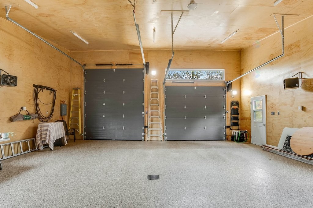 









25


Ch. Thibault

,
Val-des-Monts,




QC
J8N4H6

