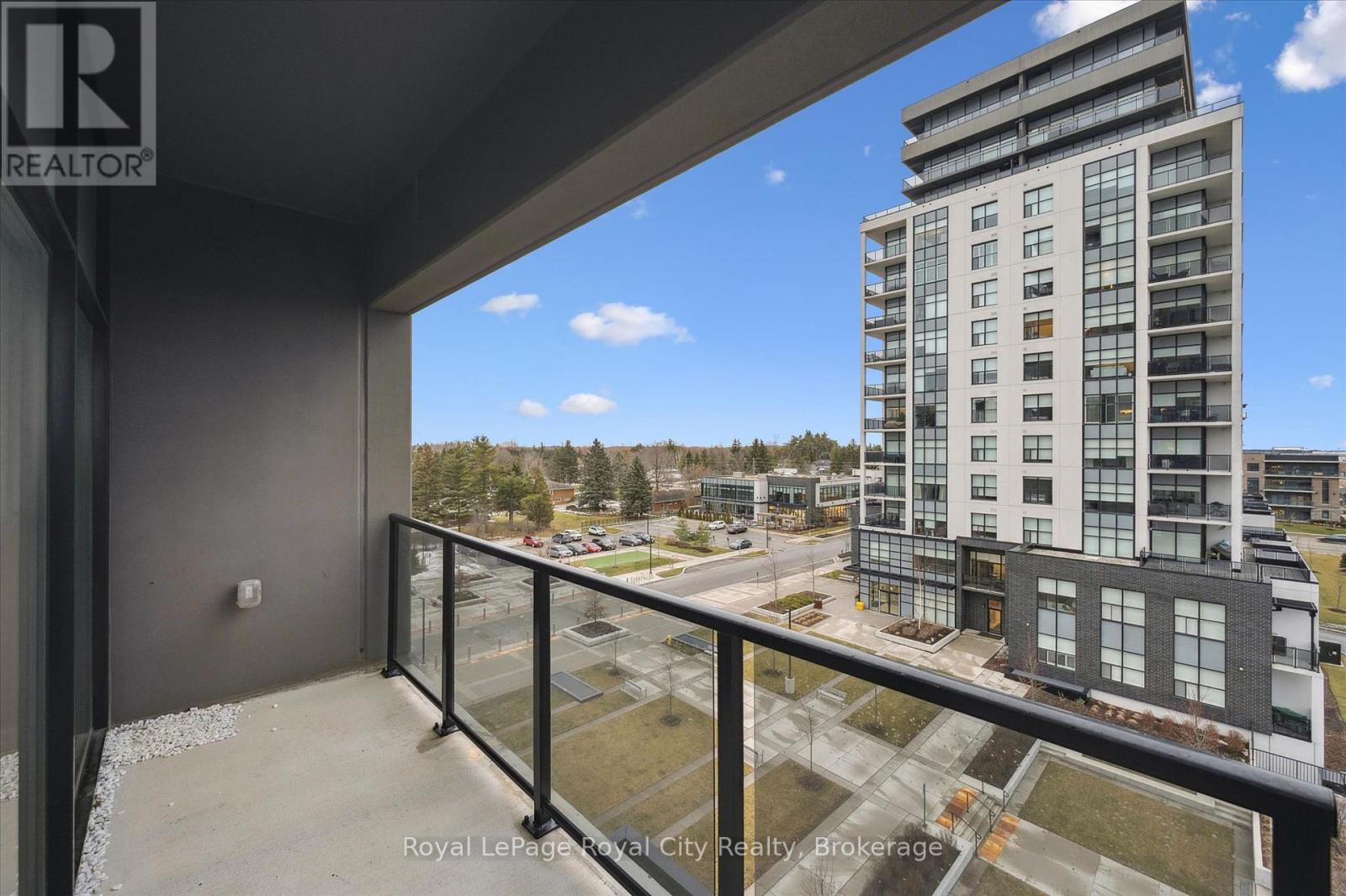












505 - 1880 GORDON STREET

,
Guelph (Pineridge/Westminster Woods),




Ontario
N1L0P5

