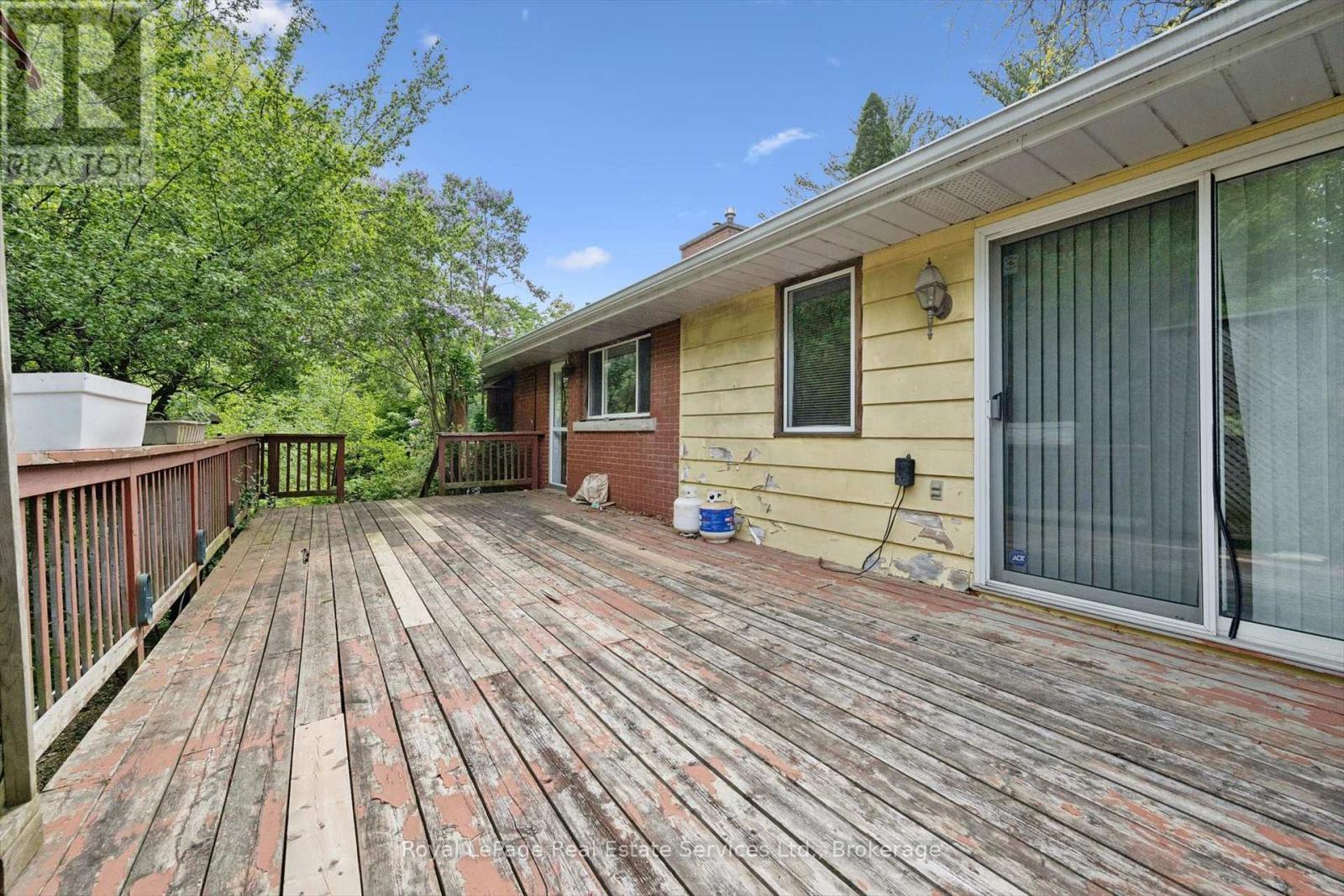 












1118 MELVIN AVENUE

,
Oakville (MO Morrison),




Ontario
L6J2V9

