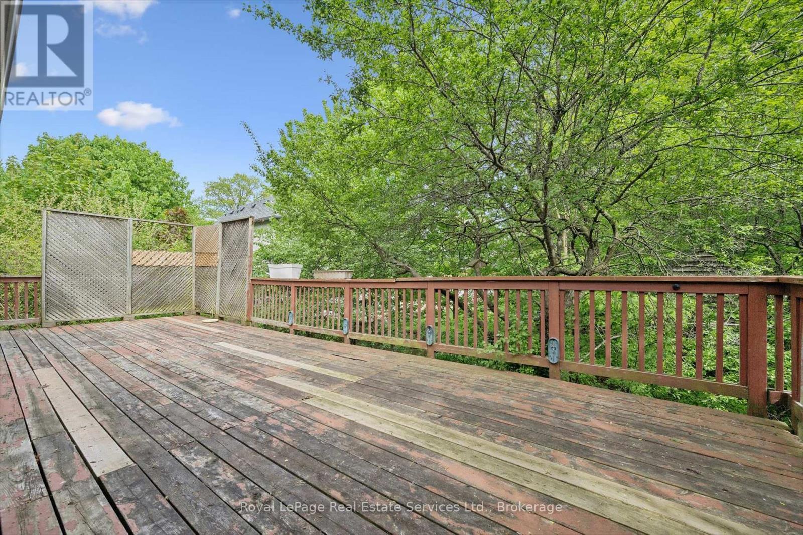 












1118 MELVIN AVENUE

,
Oakville (MO Morrison),




Ontario
L6J2V9

