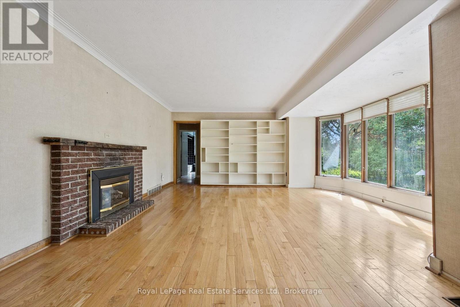












1118 MELVIN AVENUE

,
Oakville (MO Morrison),




Ontario
L6J2V9

