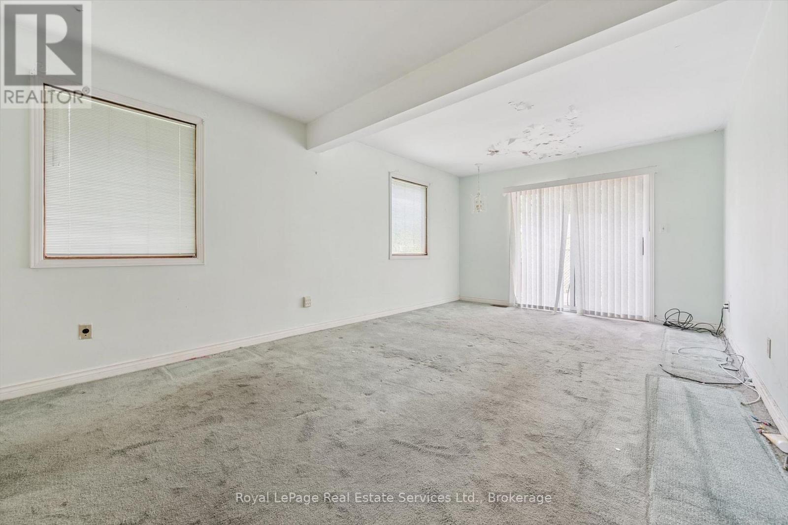 












1118 MELVIN AVENUE

,
Oakville (MO Morrison),




Ontario
L6J2V9

