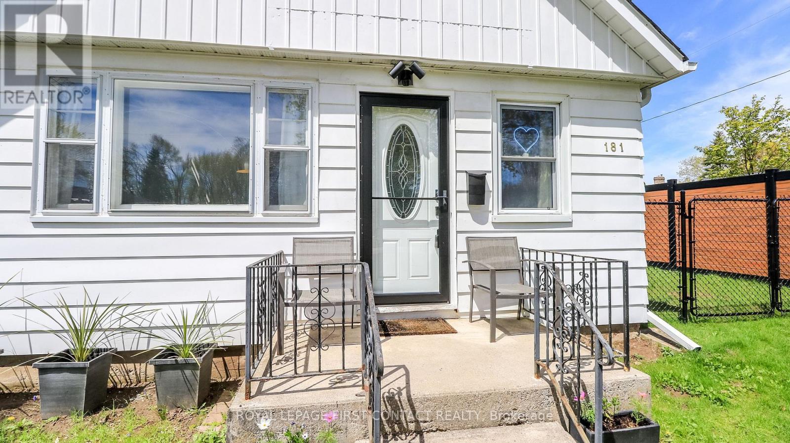 












181 NAPIER STREET

,
Barrie,




Ontario
L4M1W9

