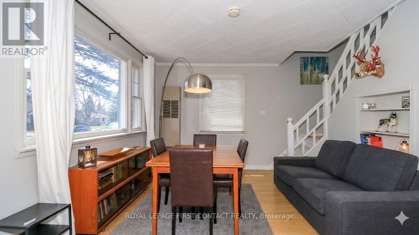 












181 NAPIER STREET

,
Barrie,




Ontario
L4M1W9


