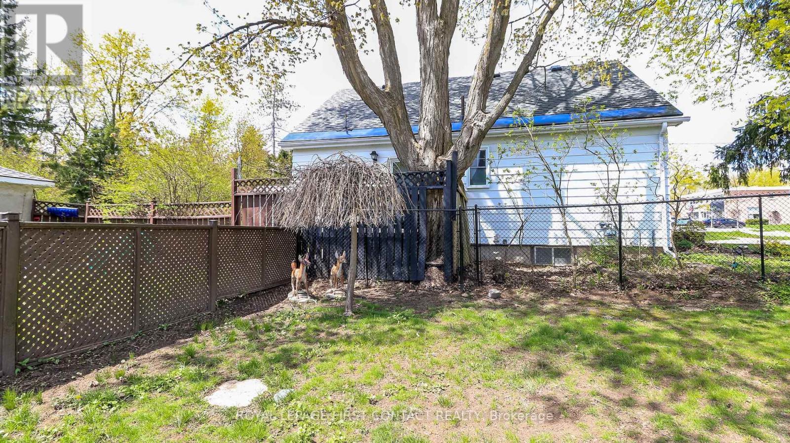 












181 NAPIER STREET

,
Barrie,




Ontario
L4M1W9

