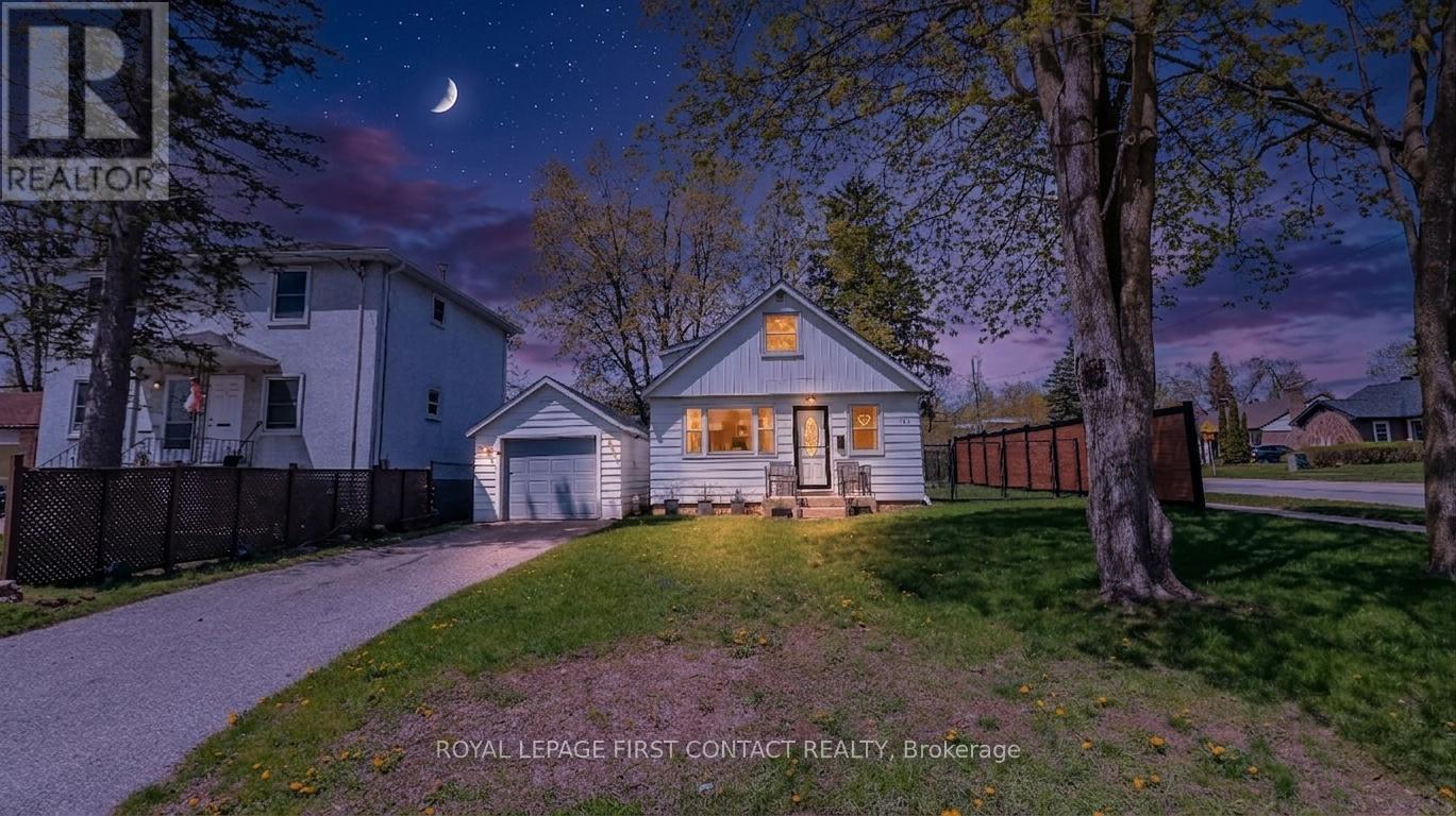 












181 NAPIER STREET

,
Barrie,




Ontario
L4M1W9

