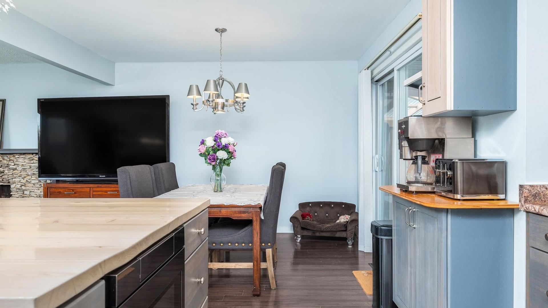 









1206


43

Avenue,
Vernon,




BC
V1T 8C9

