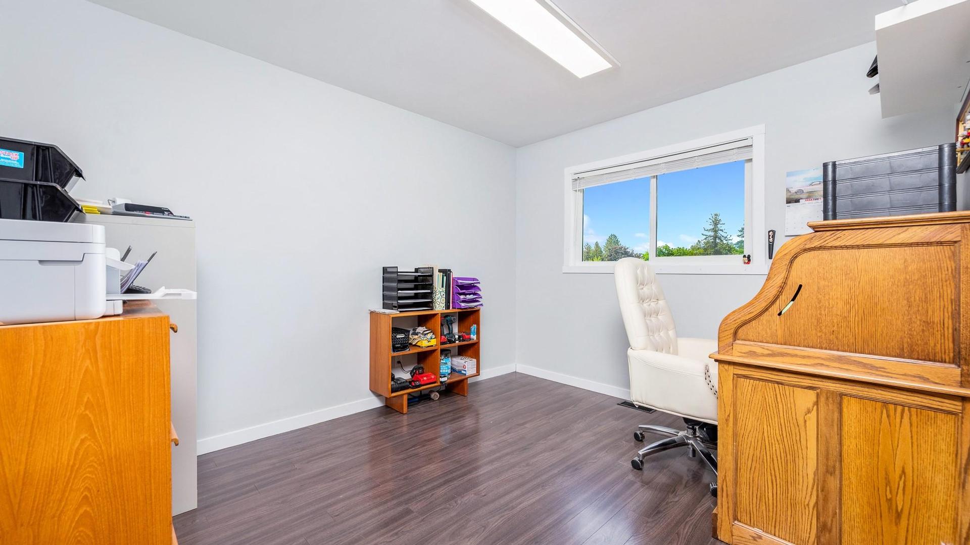 









1206


43

Avenue,
Vernon,




BC
V1T 8C9

