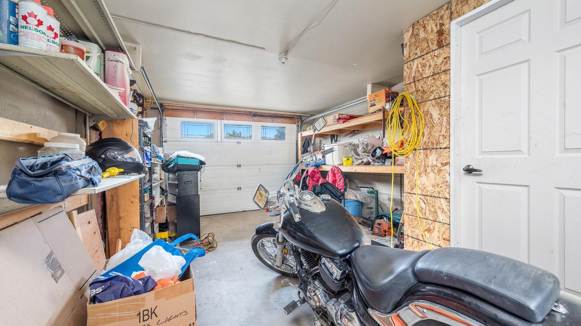 









1206


43

Avenue,
Vernon,




BC
V1T 8C9

