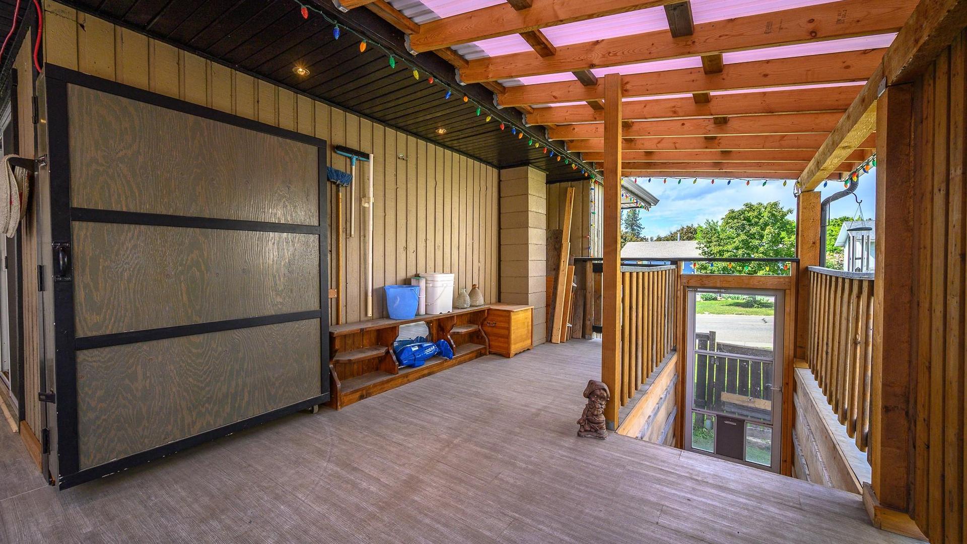 









1206


43

Avenue,
Vernon,




BC
V1T 8C9


