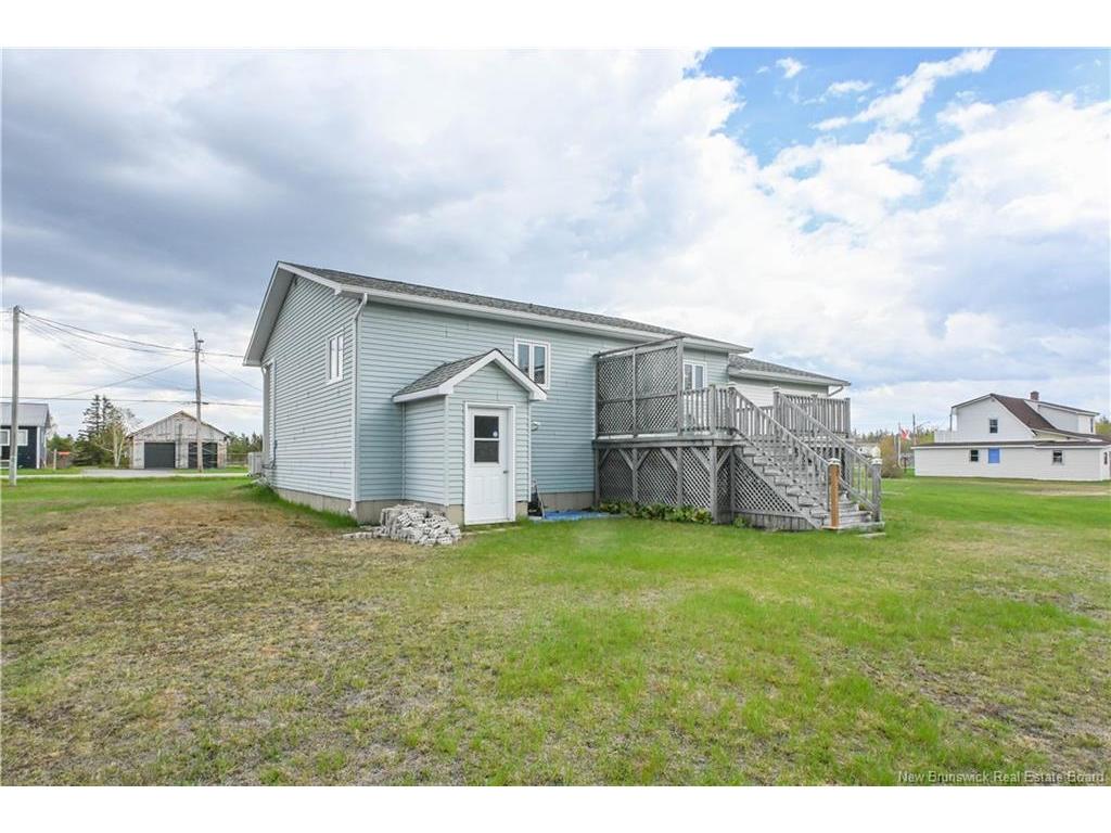









33


de la Baie

ST,
Maisonnette,




NB
E8N 2A9

