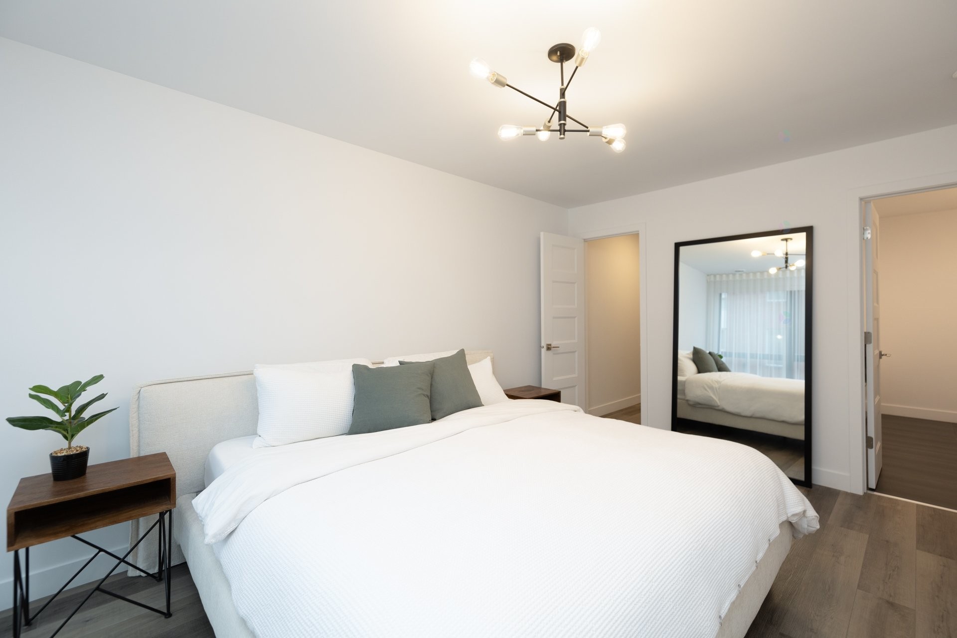 









60


Rue Toe-Blake

, 303,
Vaudreuil-Dorion,




QC
J7V3R6


