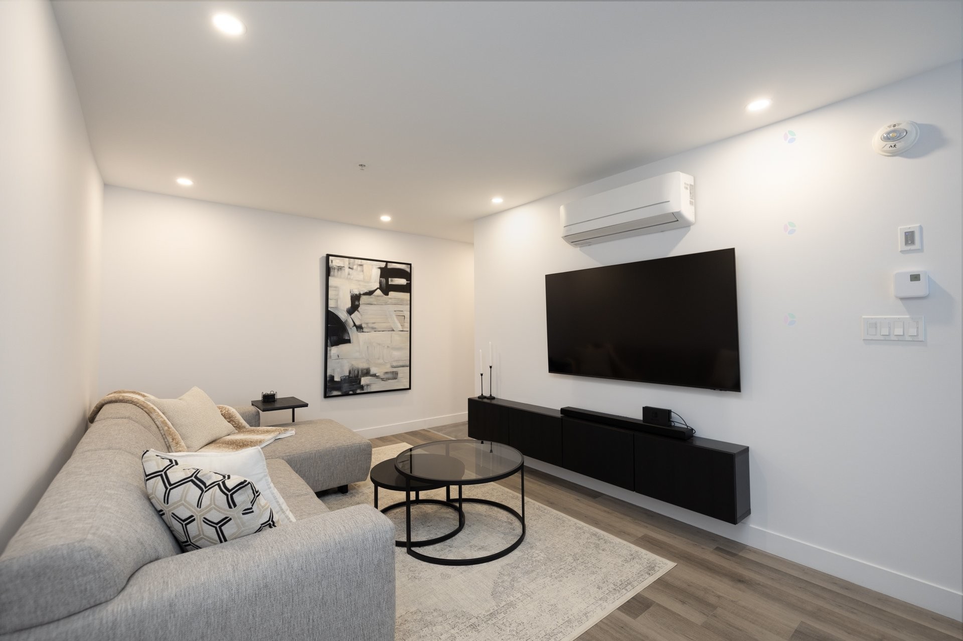 









60


Rue Toe-Blake

, 303,
Vaudreuil-Dorion,




QC
J7V3R6

