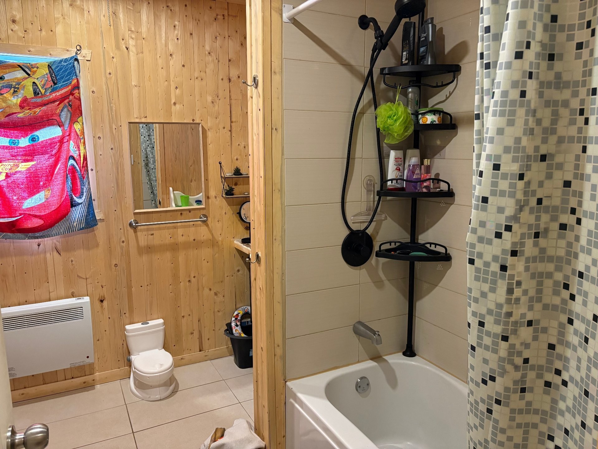 









118

 - 120


Rue Desjardins

,
Mandeville,




QC
J0K1L0

