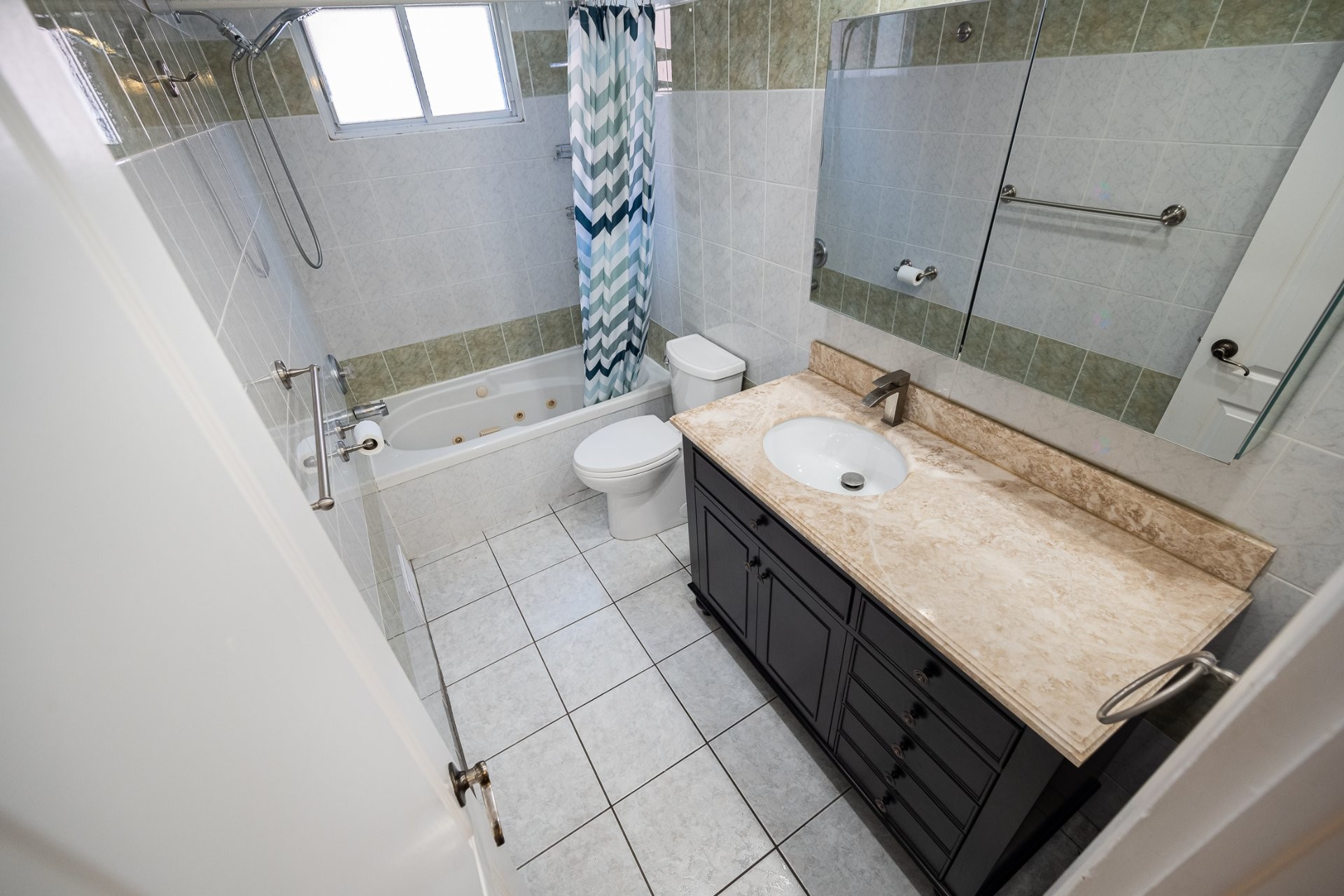 









4910


Boul. Notre-Dame

,
Laval (Chomedey),




QC
H7W1V5

