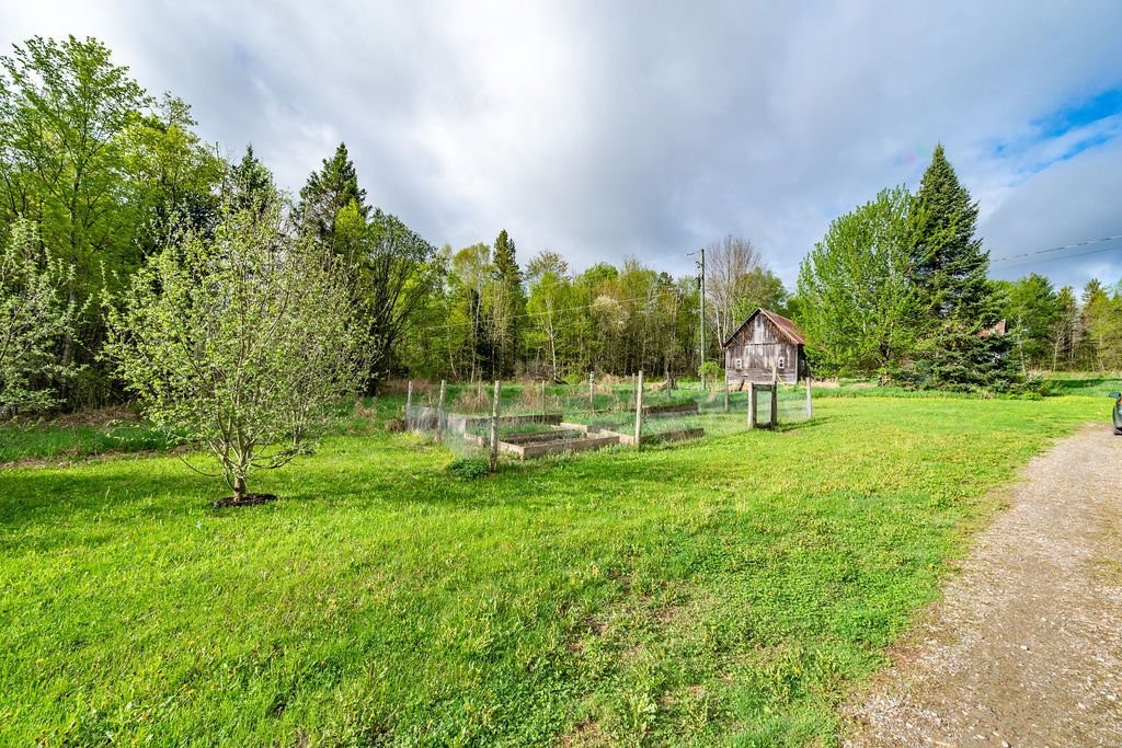 









85


Ch. de Moorehead

,
Clarendon,




QC
J0X1K0

